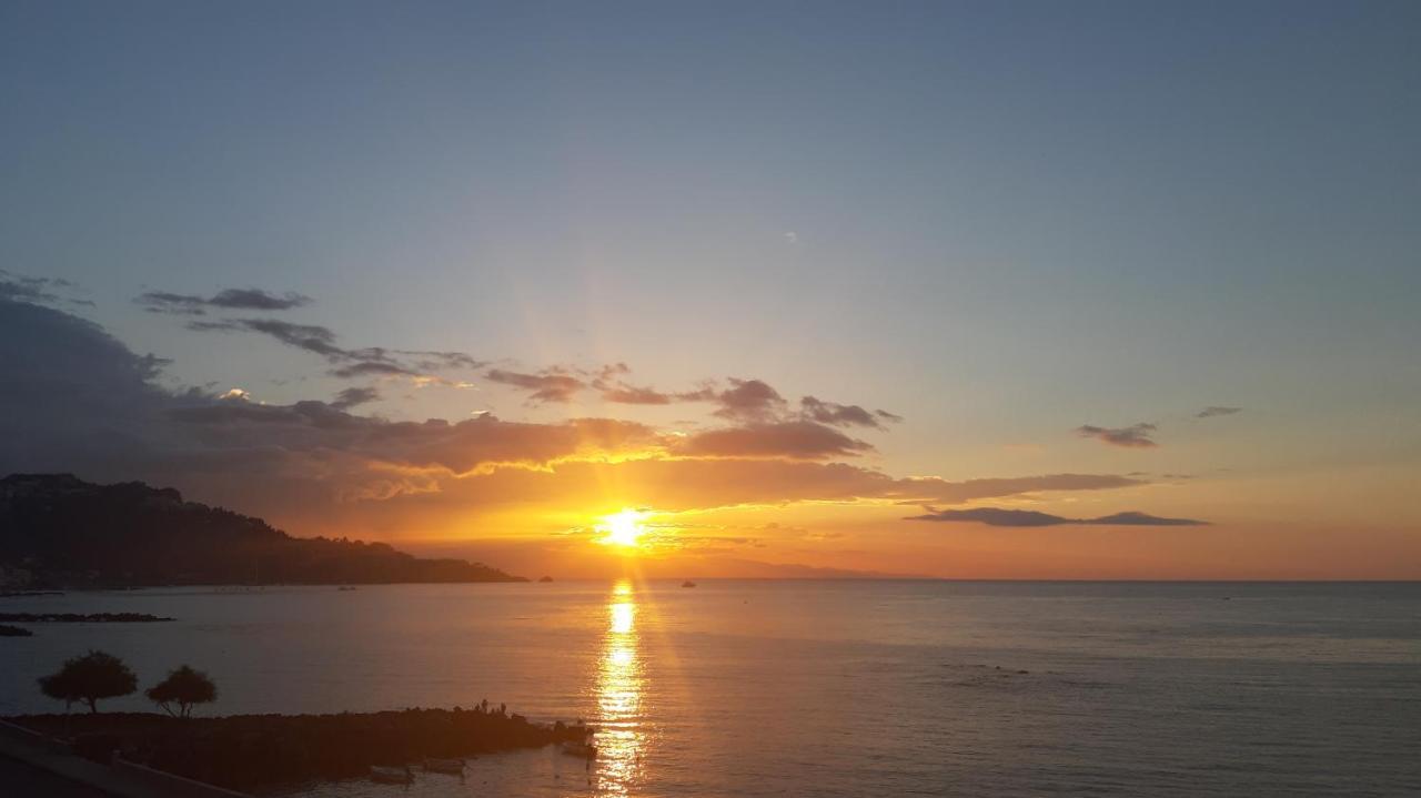 Panoramic Terrace Room Giardini Naxos Ngoại thất bức ảnh